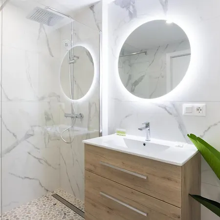 Gorgeous Paraiso Free Wifi Apartament Playa Paraiso (Tenerife)